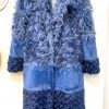 Modri plašč iz umetnega krzna