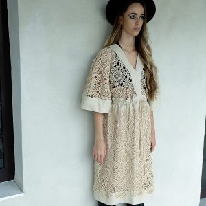 Ročno kvačkana obleka